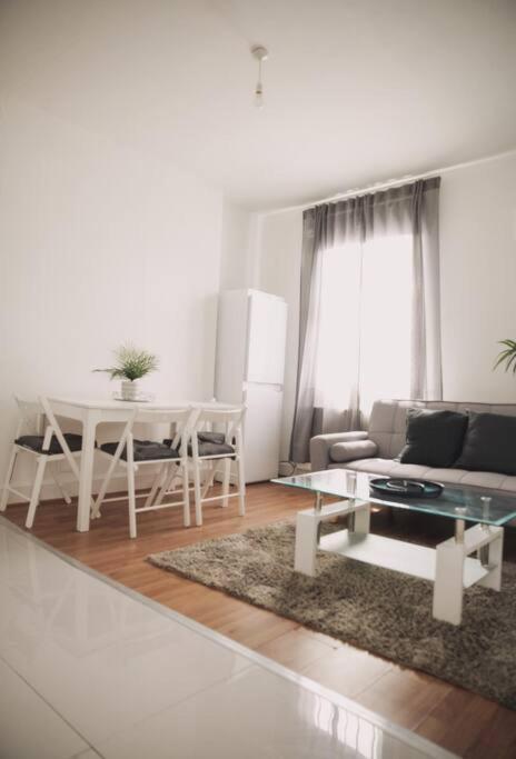 3 Bed Flat With Balcony Central ロンドン エクステリア 写真