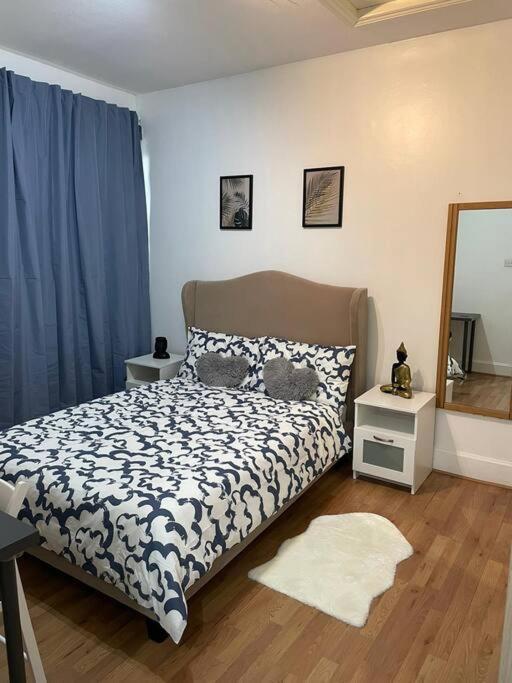 3 Bed Flat With Balcony Central ロンドン エクステリア 写真