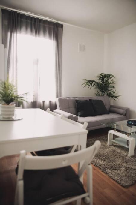 3 Bed Flat With Balcony Central ロンドン エクステリア 写真